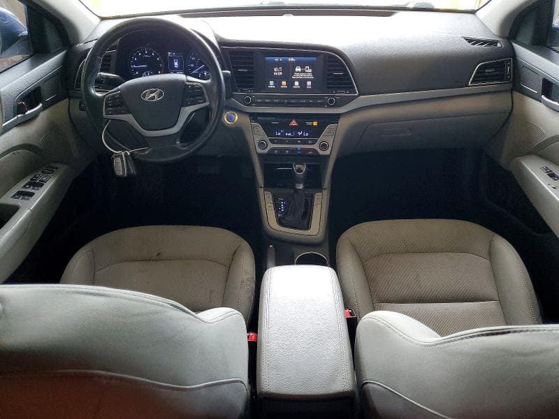 2017 HYUNDAI ELANTRA SE 8
