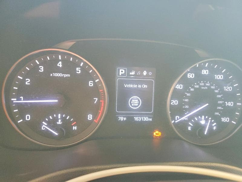 2017 HYUNDAI ELANTRA SE 9