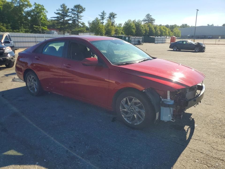 2024 HYUNDAI ELANTRA SEL SEL 4