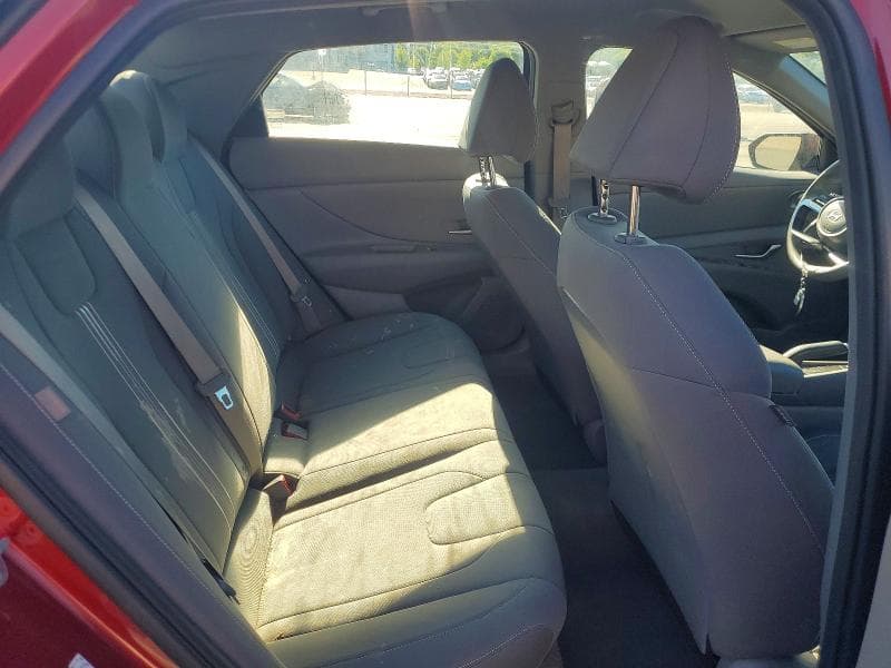 2024 HYUNDAI ELANTRA SEL SEL 10