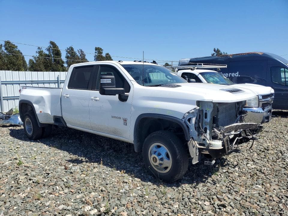 2022 CHEVROLET SILVERADO K3500 LT 4