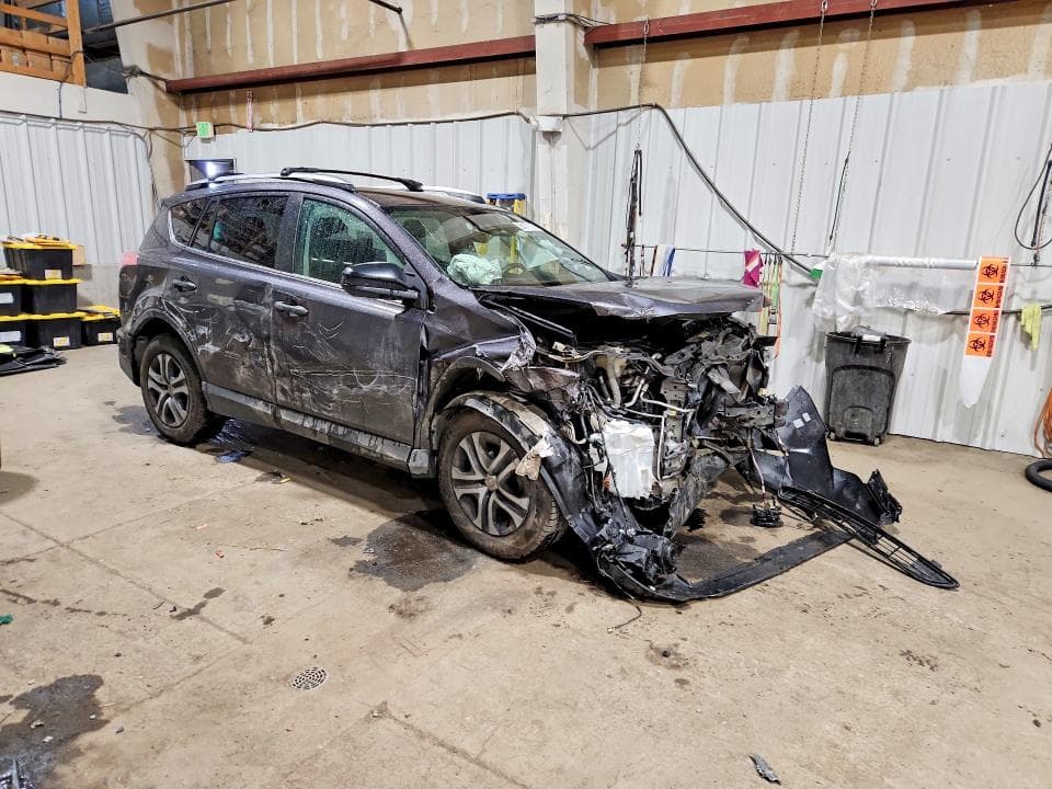 2017 TOYOTA RAV4 LE 4