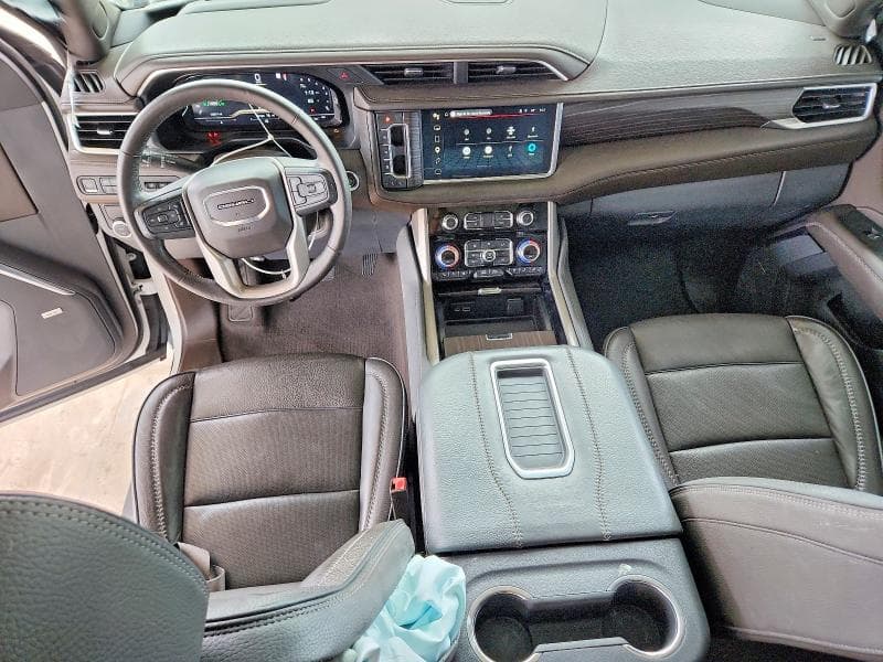 2022 GMC YUKON XL DENALI 8