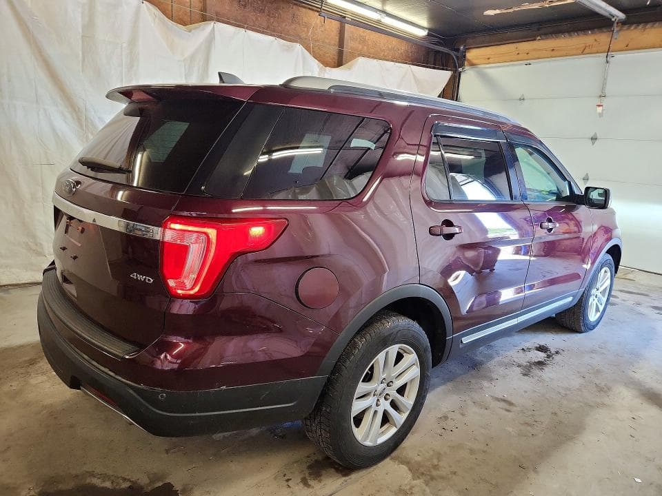 2018 FORD EXPLORER XLT 3
