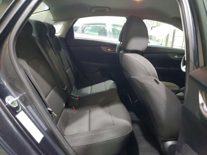 2019 KIA FORTE LXS 10