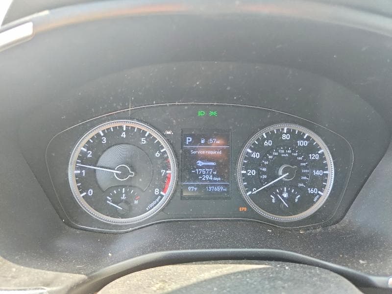 2020 HYUNDAI SANTA FE 9