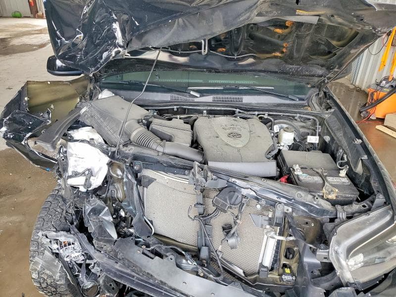 2023 TOYOTA TACOMA SR5 V6 11
