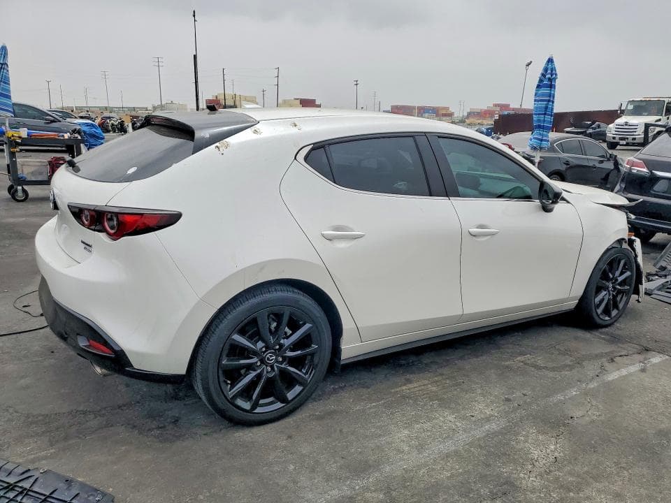 2023 MAZDA 3 3