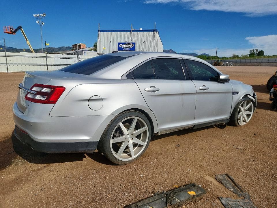 2018 FORD TAURUS SEL 3
