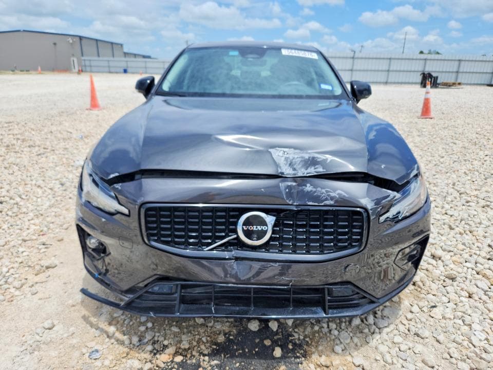 2024 VOLVO S60 PLUS 5