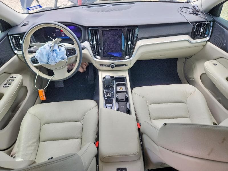 2024 VOLVO S60 PLUS 8