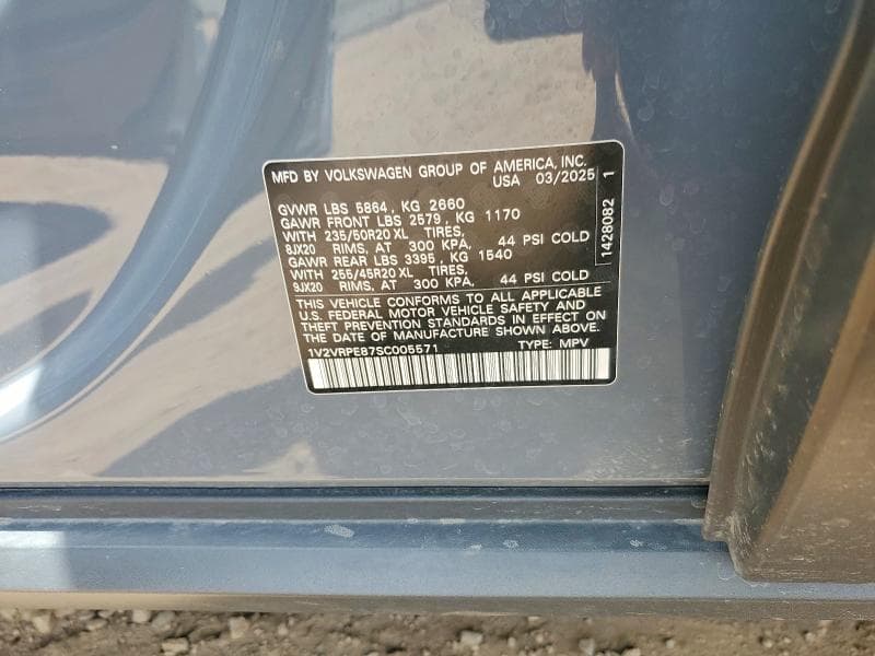 2025 VOLKSWAGEN ID.4 PRO S 12