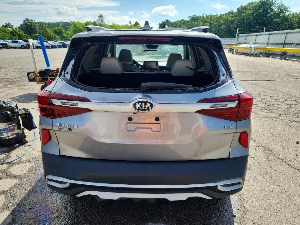 2021 KIA SELTOS EX 6