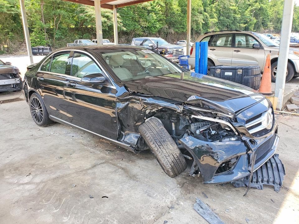 2020 MERCEDES-BENZ C 300 4