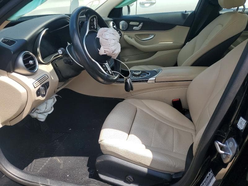 2020 MERCEDES-BENZ C 300 7