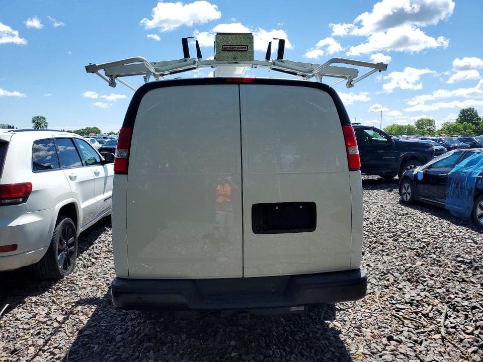 2025 GMC SAVANA G2500 G2500 6