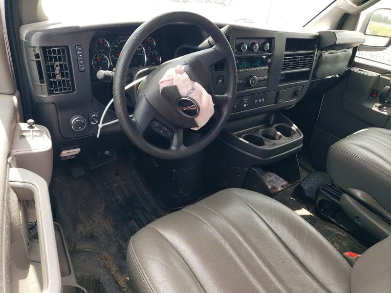 2025 GMC SAVANA G2500 G2500 8
