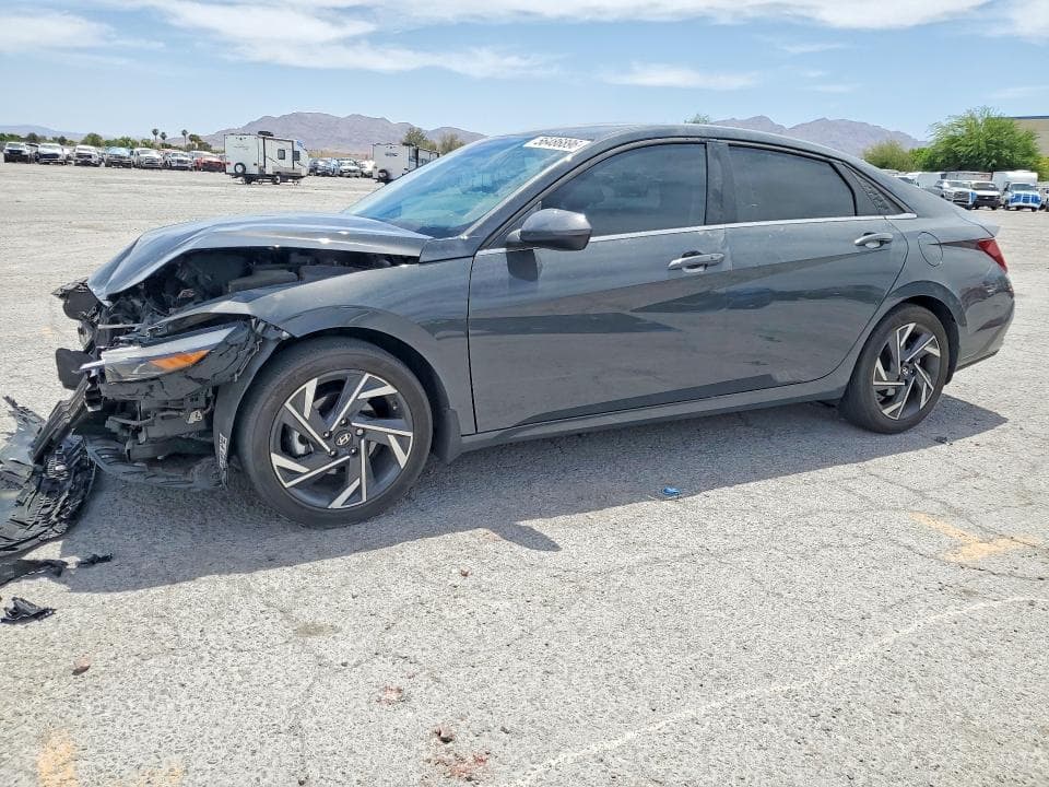 2024 HYUNDAI ELANTRA SEL - 1