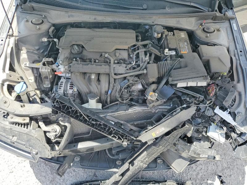 2024 HYUNDAI ELANTRA SEL 11