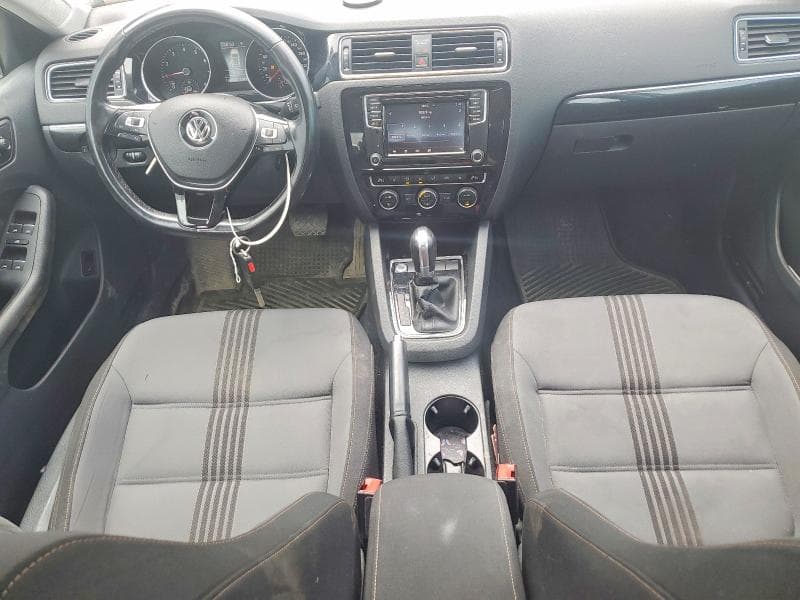 2017 VOLKSWAGEN JETTA SE SE 8