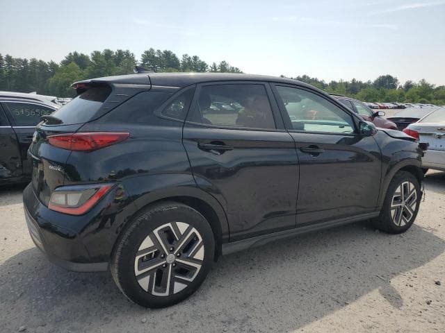 2023 HYUNDAI KONA SE 3