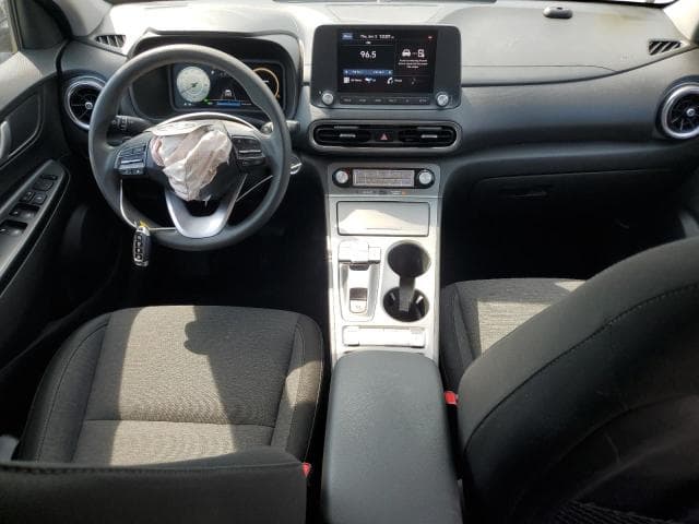 2023 HYUNDAI KONA SE 8