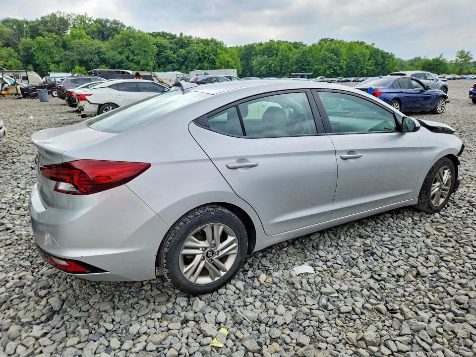 2019 HYUNDAI ELANTRA SEL 3