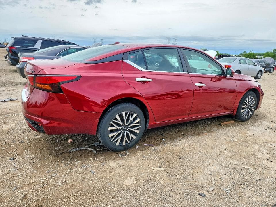 2023 NISSAN ALTIMA SV 3