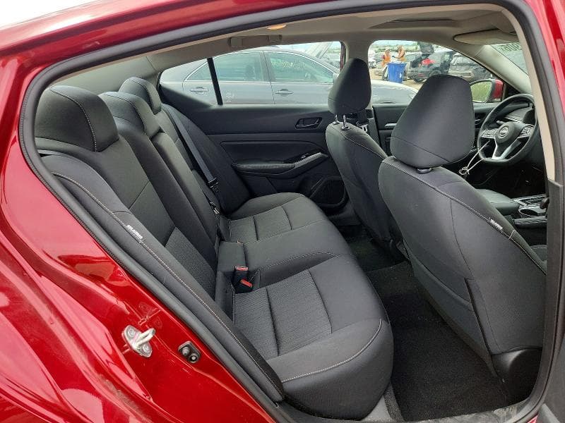 2023 NISSAN ALTIMA SV 10