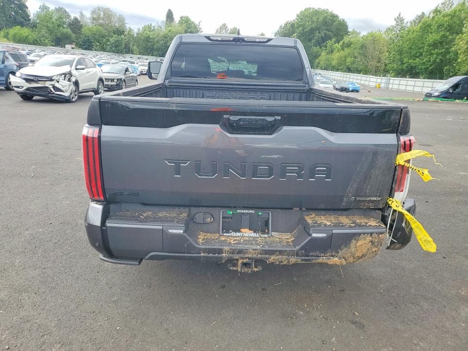 2026 TOYOTA TUNDRA PLATINUM HV PLATINUM HV 6