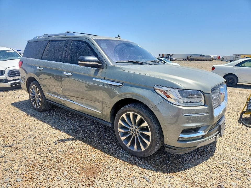 2019 LINCOLN NAVIGATOR SELECT 4