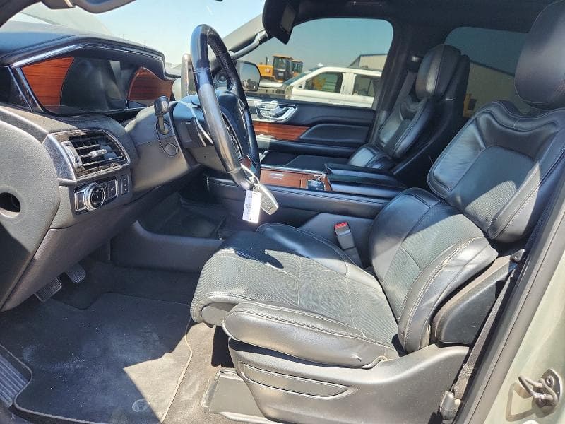 2019 LINCOLN NAVIGATOR SELECT 7