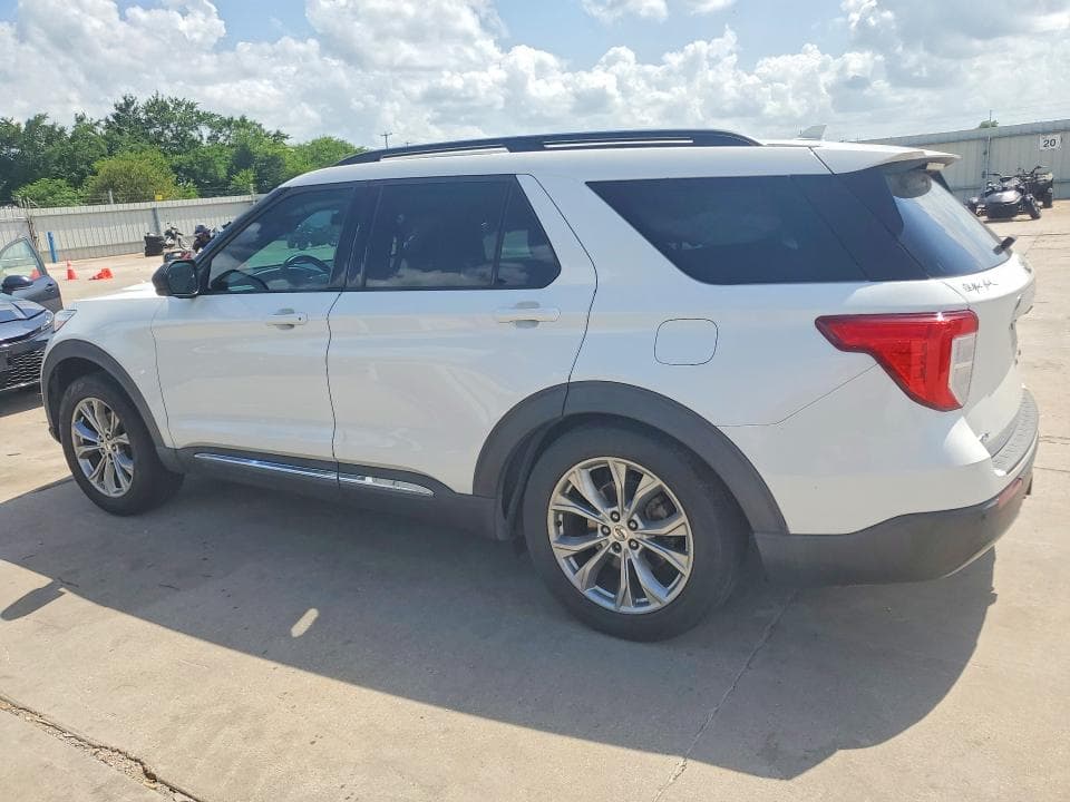 2020 FORD EXPLORER XLT 2