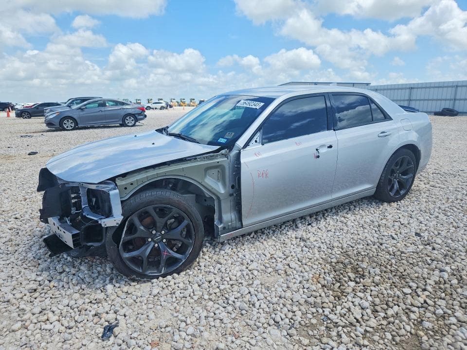 2020 CHRYSLER 300 TOURING 1