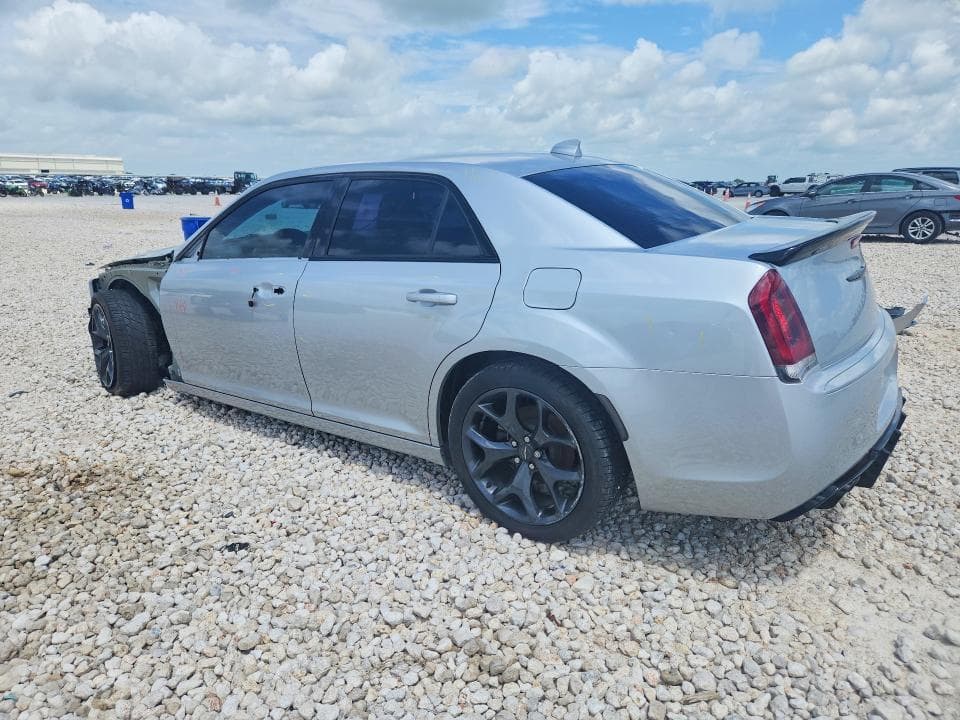 2020 CHRYSLER 300 TOURING 2