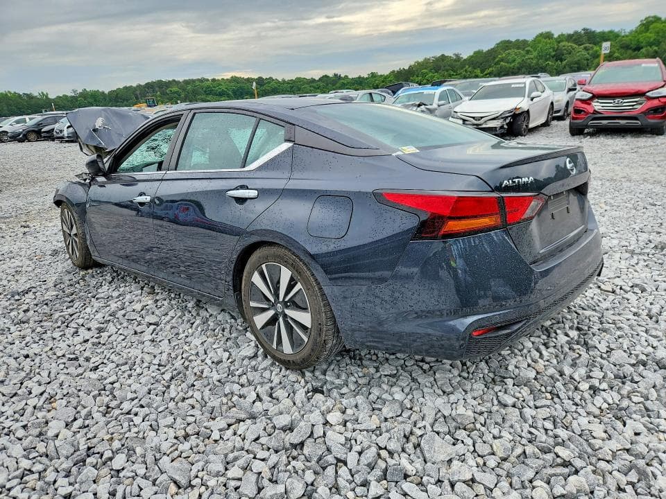 2022 NISSAN ALTIMA SV 2