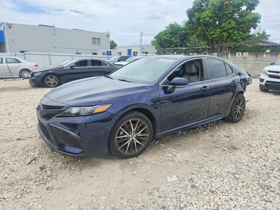 2022 TOYOTA CAMRY SE - 1