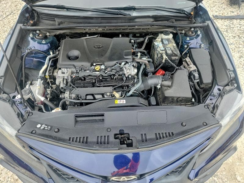 2022 TOYOTA CAMRY SE 11