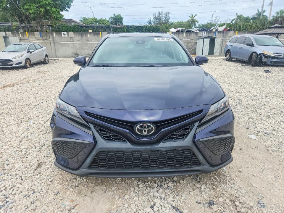 2022 TOYOTA CAMRY SE 5