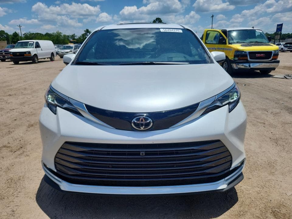 2026 TOYOTA SIENNA PLATINUM 7-PASSENGER PLATINUM 7-PASSENGER 5