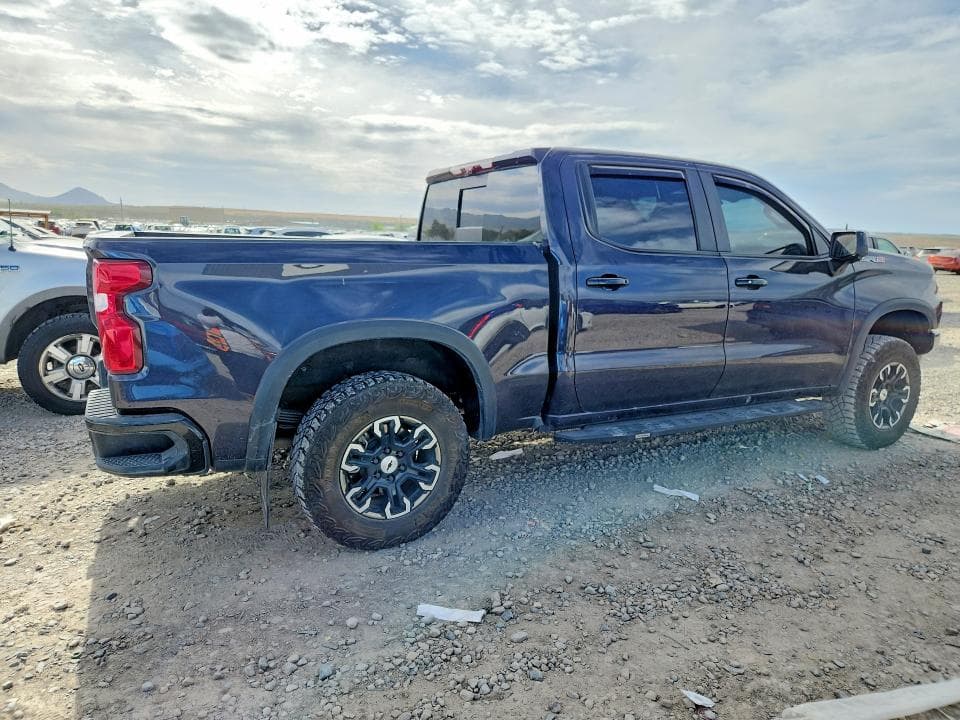 2024 CHEVROLET SILVERADO K1500 ZR2 3
