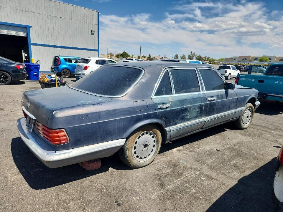 1986 MERCEDES-BENZ 420 SEL SEL 3
