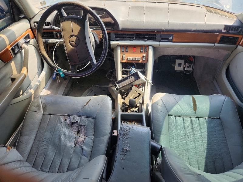 1986 MERCEDES-BENZ 420 SEL SEL 8
