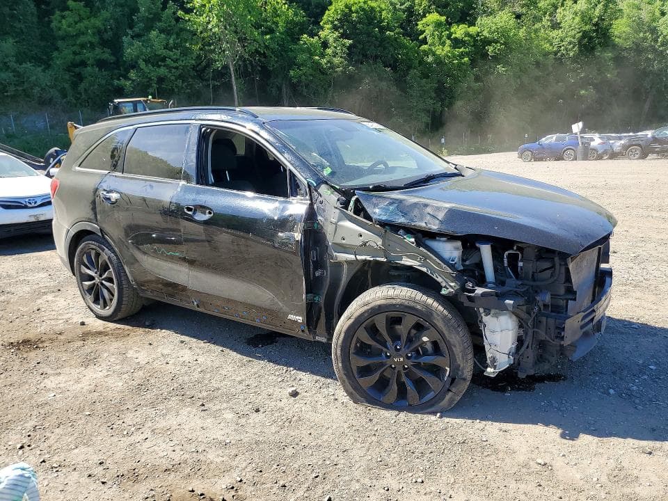 2020 KIA SORENTO S 4