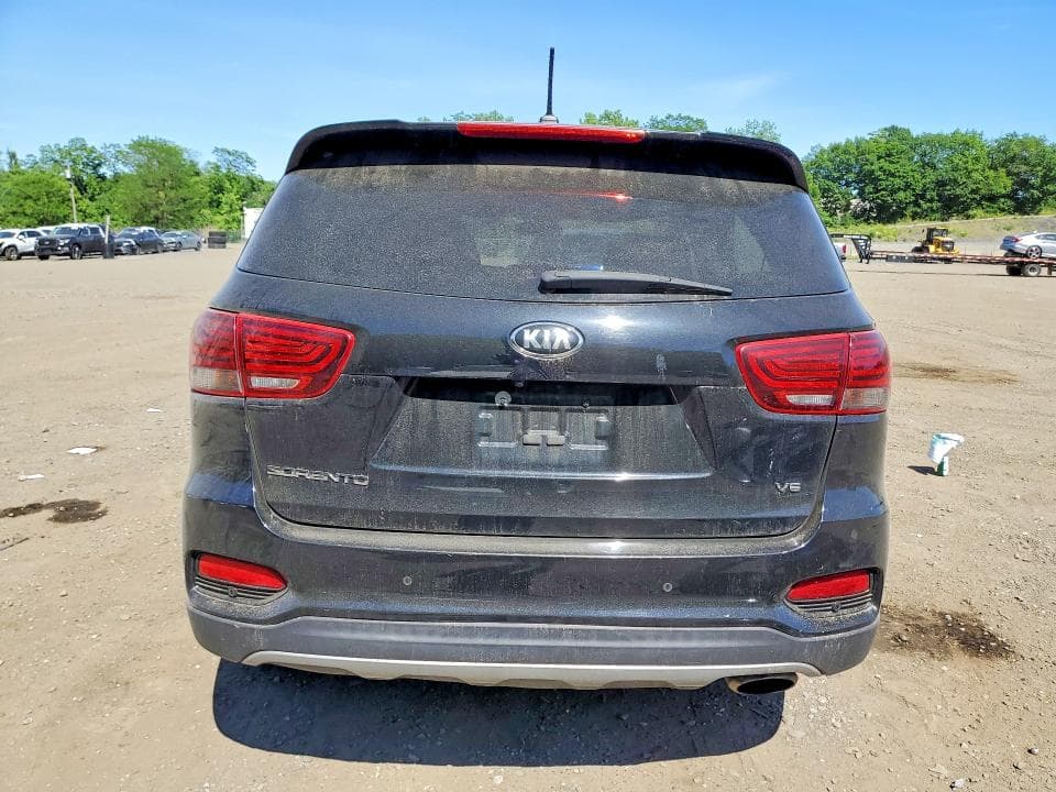 2020 KIA SORENTO S 6