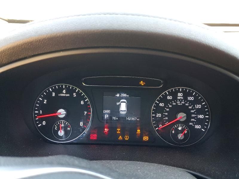 2020 KIA SORENTO S 9
