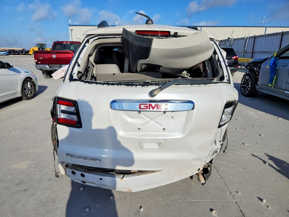 2016 GMC ACADIA SLE 6