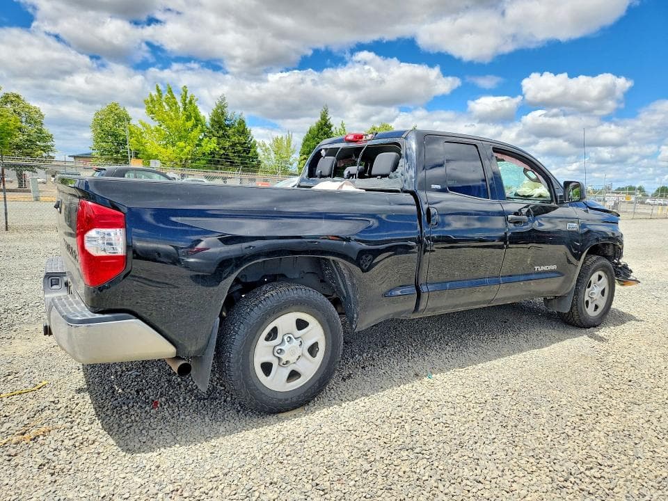 2018 TOYOTA TUNDRA SR5 SR5 3