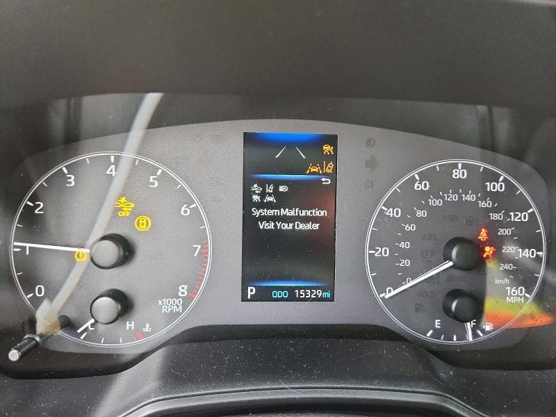 2025 TOYOTA COROLLA SE 9