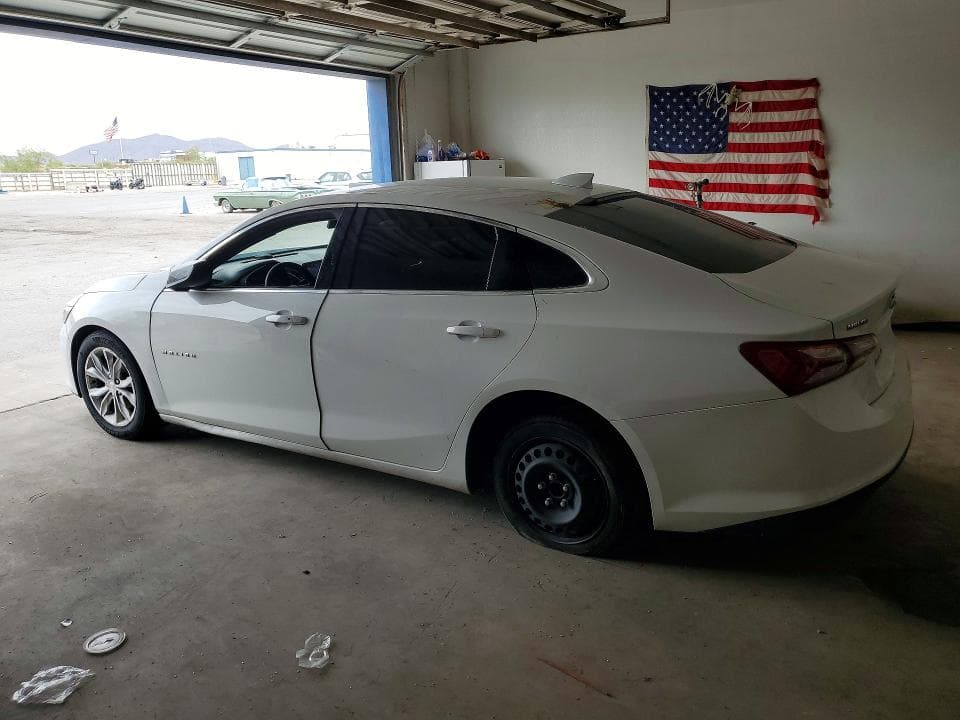 2020 CHEVROLET MALIBU LT 2